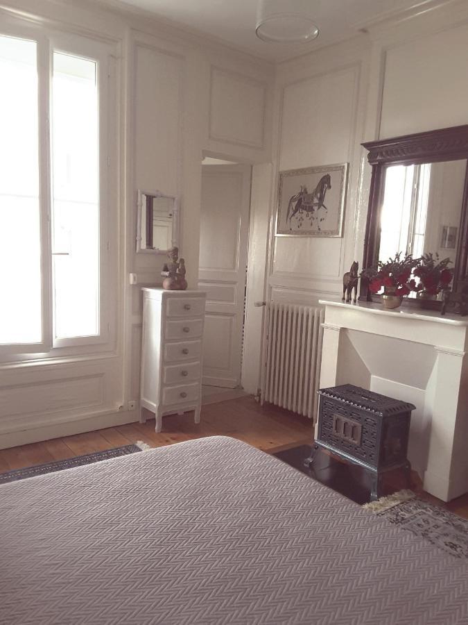 La Maison Des Thermes, Chambre D'Hote Saintes Exterior foto